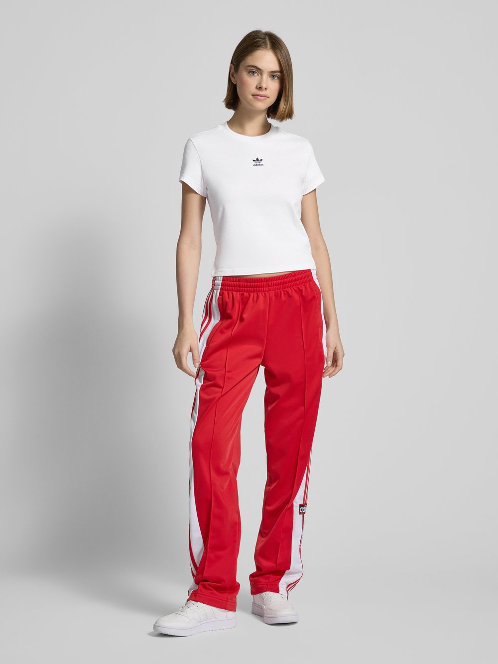 

Футболка с вышитой этикеткой adidas Originals, белый