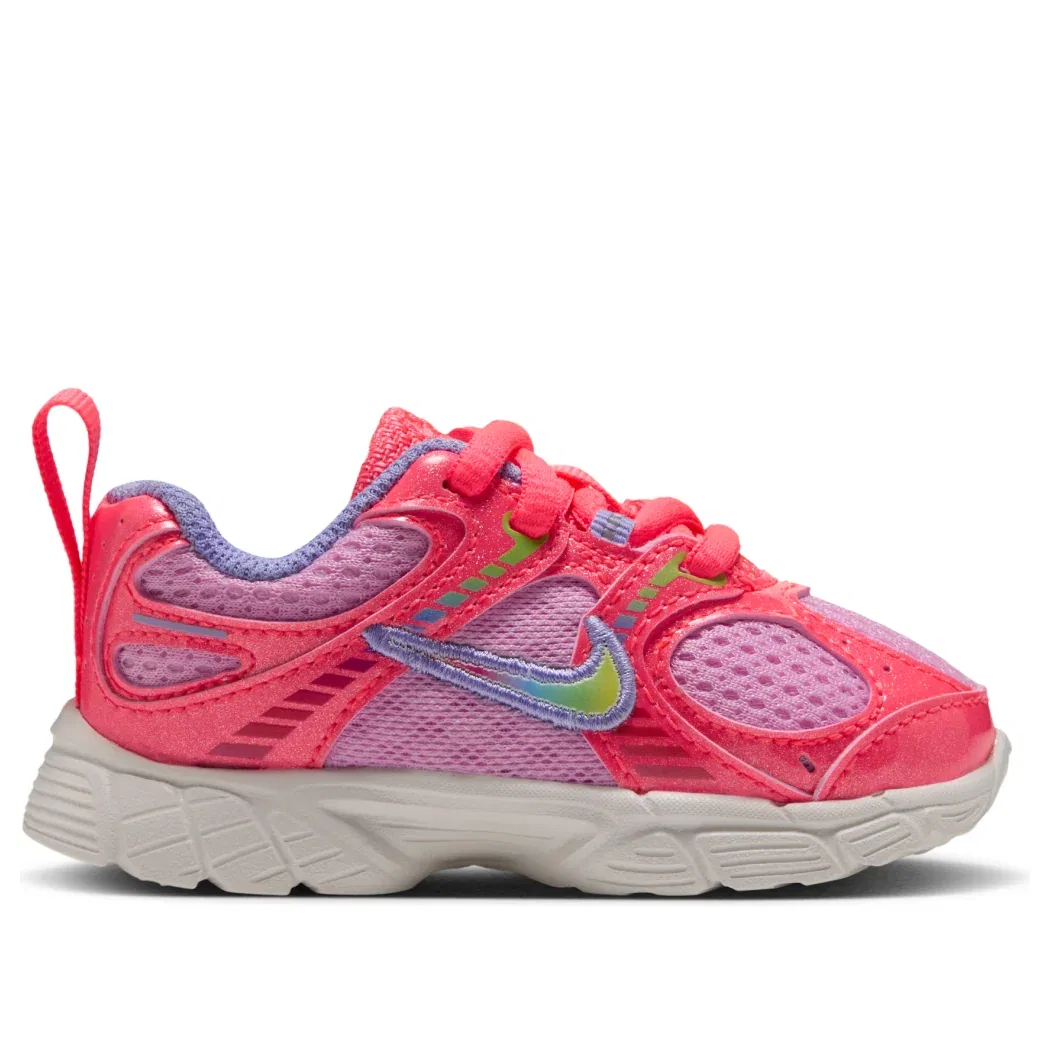 Детские кроссовки с сетчатым верхом V5 RNR 'Hot Punch Pink Rise' Nike, Hot Punch/Pink Rise/Light Thistle/Multi/Color — фото 2