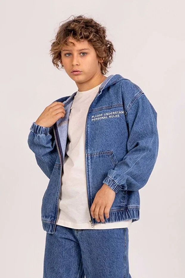 Детская джинсовая куртка для мальчиков с вышивкой Kangaroo pocket hooded front and back embroidery boys' jeans jacket Ww Waka Waka Kids Store, Indigo