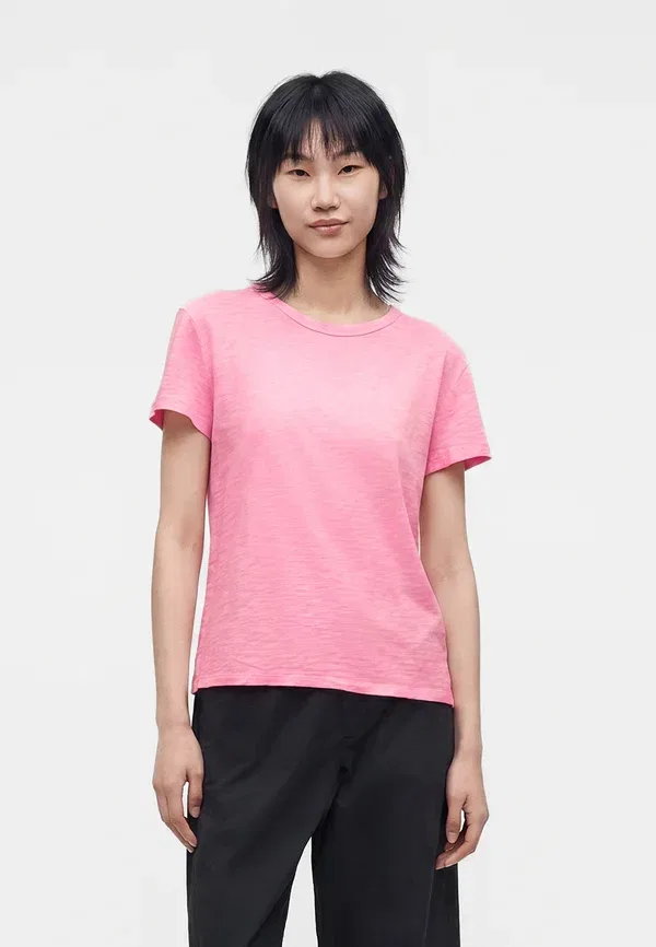 Футболка Foreversoft - базовая футболка Gap, розовый