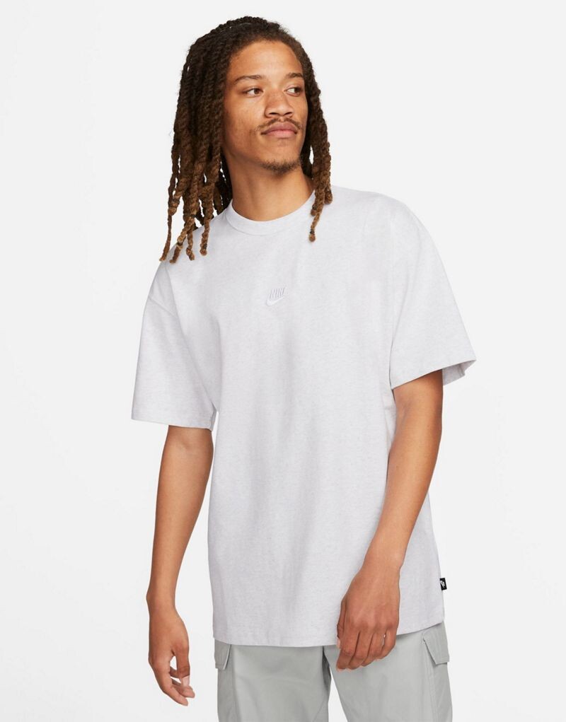 

Серая футболка Nike Premium Essentials