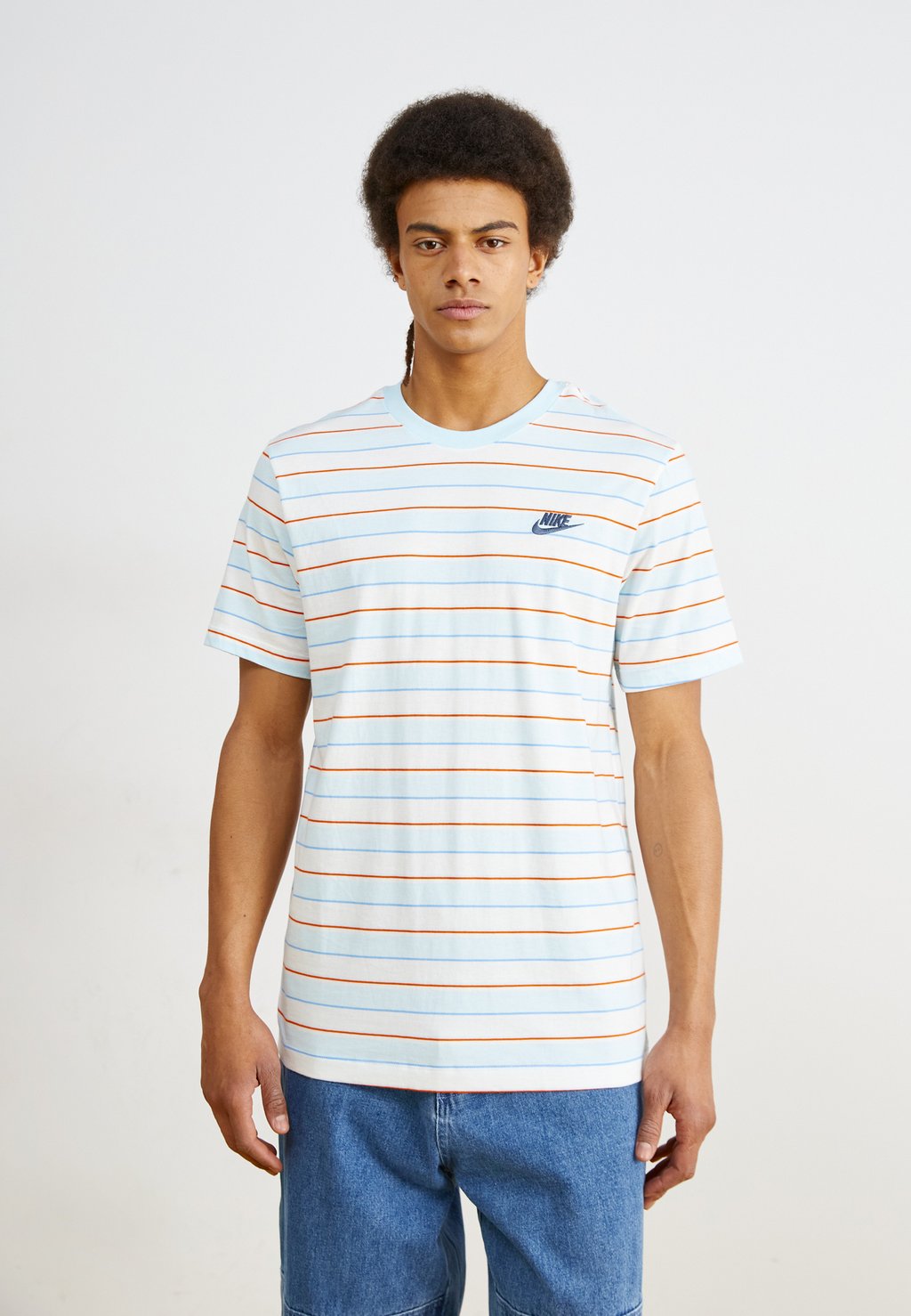

Футболка с принтом TEE CLUB Nike Sportswear, синий