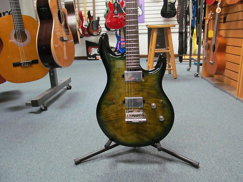 

Электрогитара Ernie Ball Music Man Steve Lukather L4 Maple Top Electric Guitar - Gator Burst Luke4HHMGB with Softshell Case
