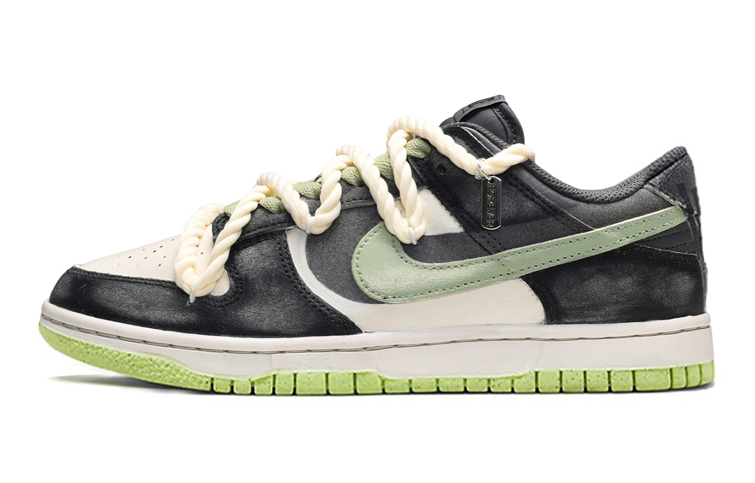 

Кроссовки Nike Dunk Skateboard Shoes Women's Low-Top Black White Green