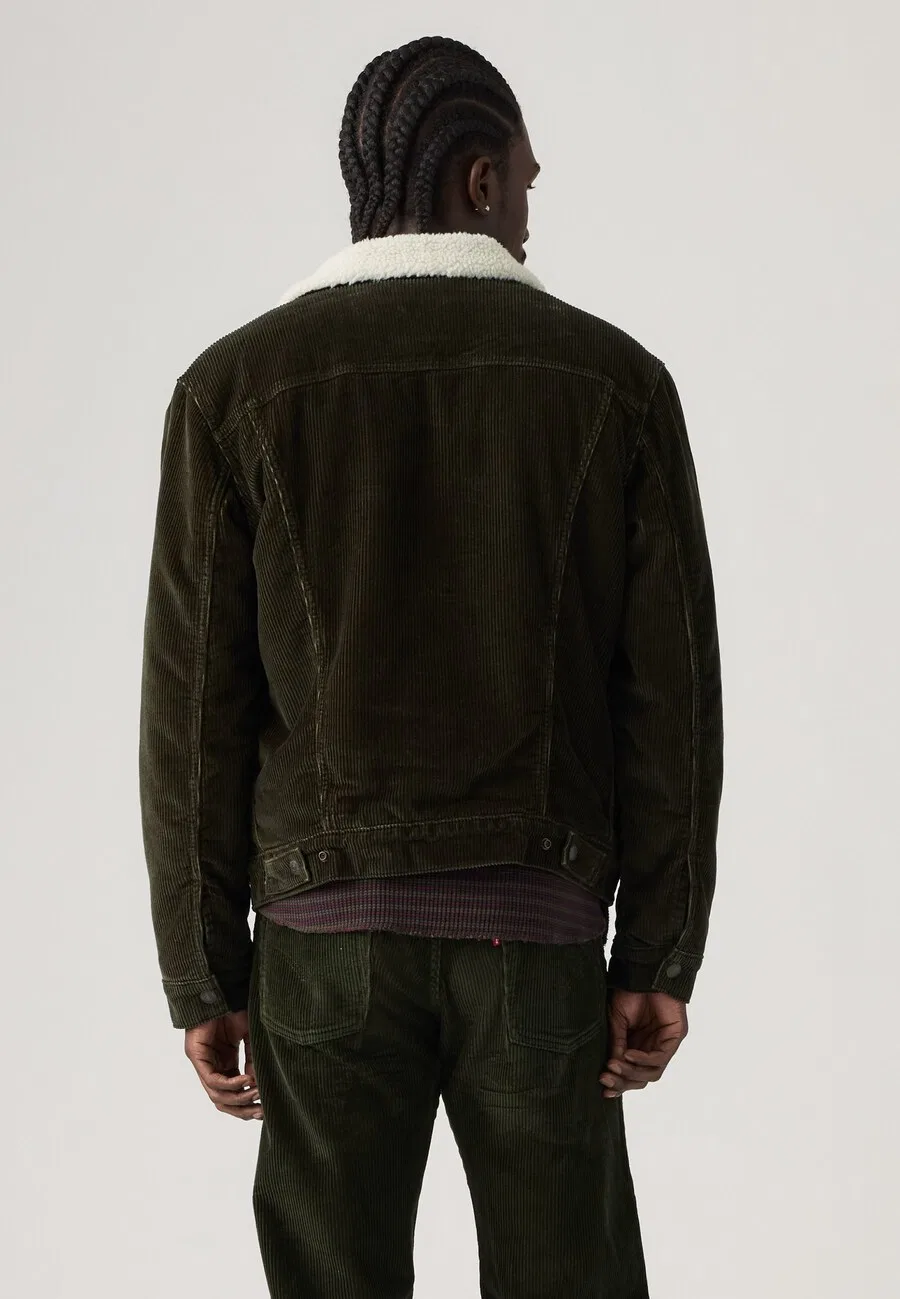 Куртка LEVI'S Between-Season Jacket 'Type III Sherpa Trucker' оливкового цвета — фото 4