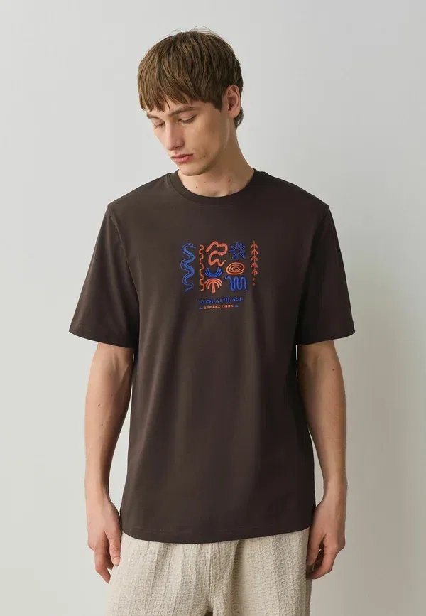 Футболка хлопковая Embroidery t-shirt Next, Brown, Tan, White, белый/коричневый/бежевый — фото 3