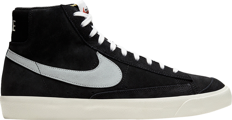 Кроссовки Nike Blazer Mid 77 'Black Suede', черный - фото