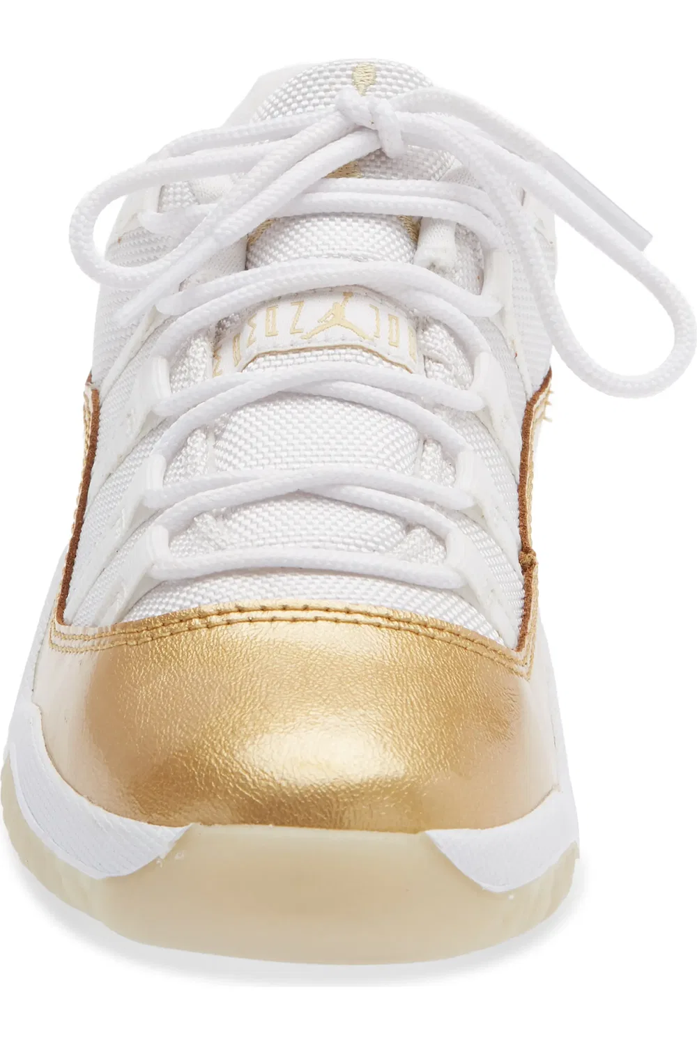 Детские кроссовки баскетбольные ретро низкие Jordan 11 Retro Low Jordan, белый/золотой — фото 4
