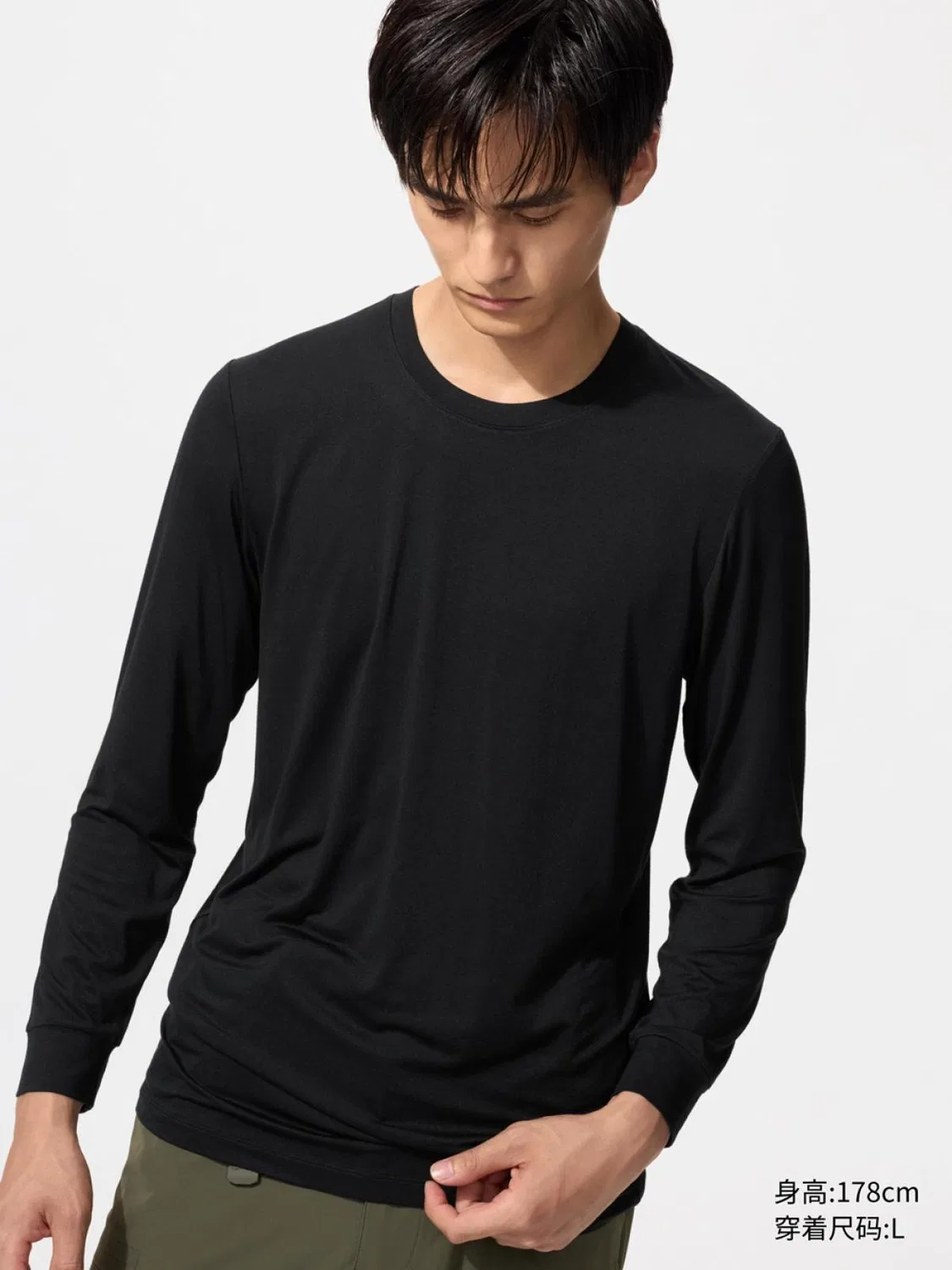 Футболка с длинным рукавом HEATTECH Uniqlo, черный