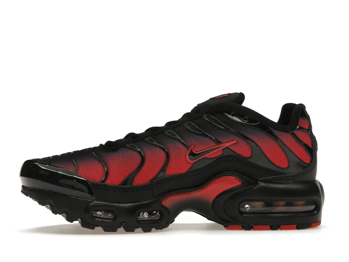 Детские кроссовки Lifestyle с амортизацией Nike Air Max Plus Nike, Red/Black — фото 3