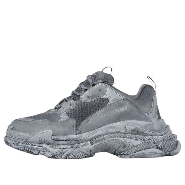 

Кроссовки triple s sneaker 'dyed grey' Balenciaga, серый