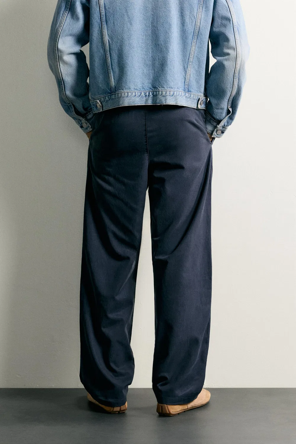 Брюки-чиносы свободного кроя со складками ZARA, Navy blue — фото 3