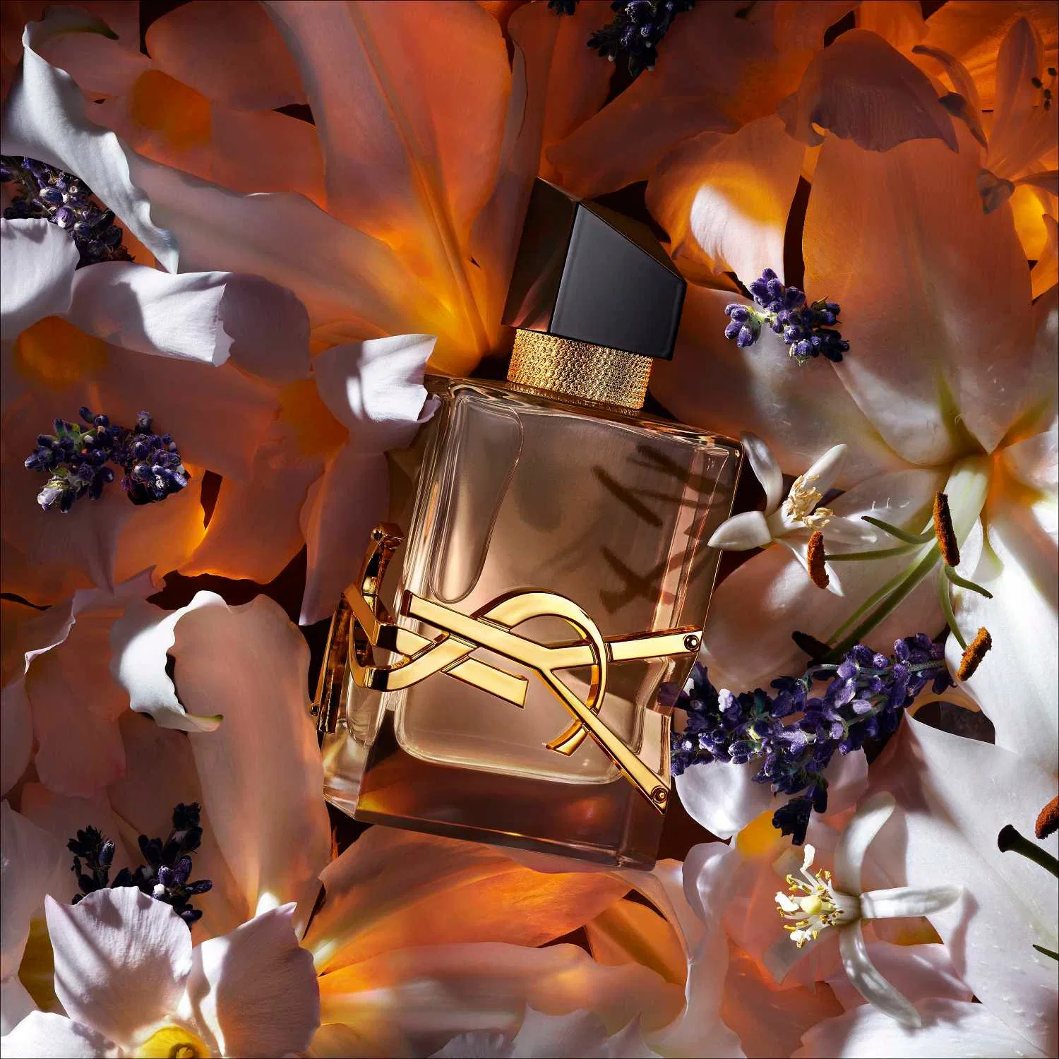 Парфюмерная вода 50 мл с цветочным ароматом YVES SAINT LAURENT — фото 4