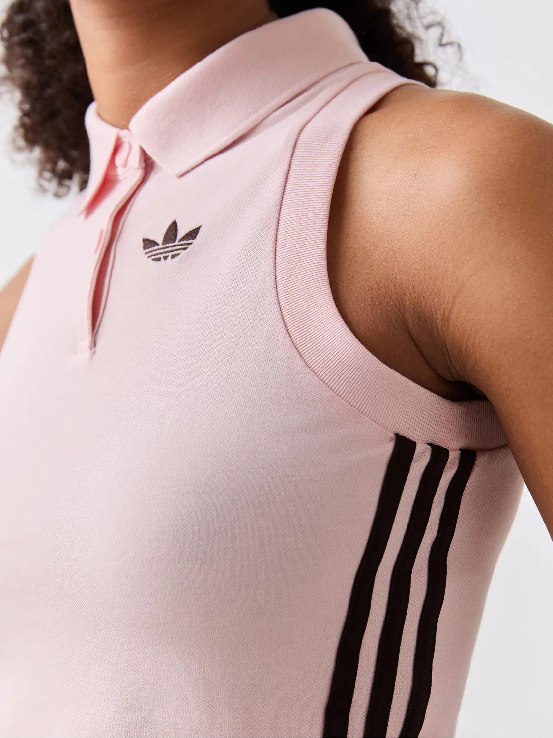 Поло женское, slim fit, adidas Originals, серый — фото 4