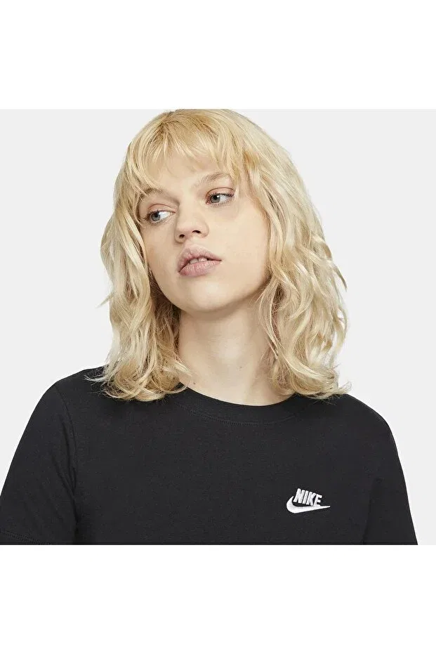 Женская футболка с принтом Nike, 010 — фото 3