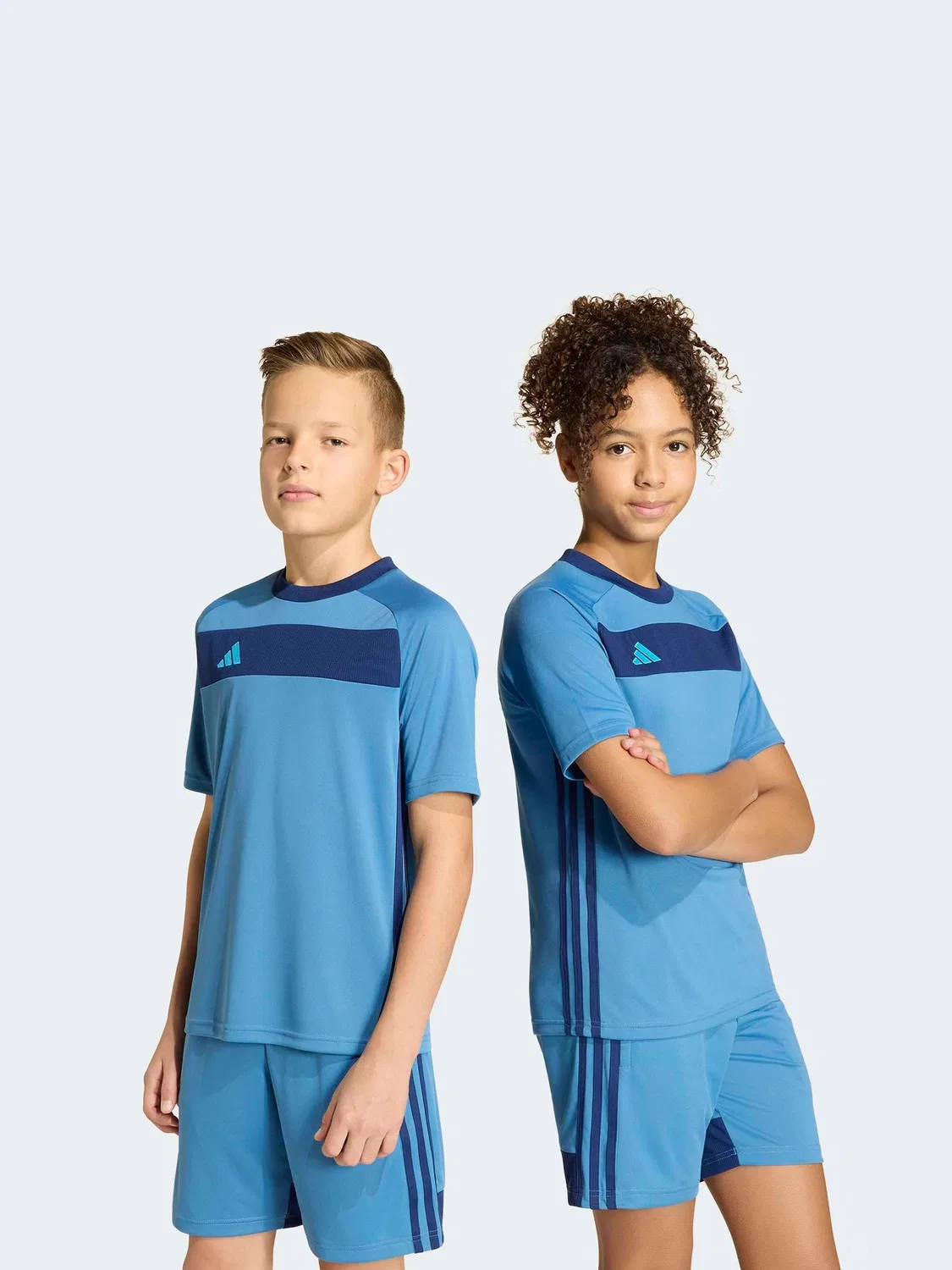 Футболка Tiro Essential adidas, синий — фото 2