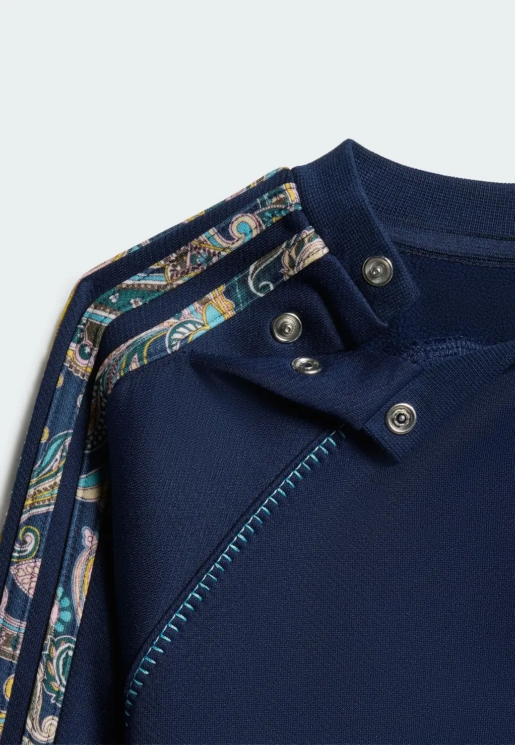 Комплект Adidas x Liberty London: толстовка оверсайз с круглым вырезом и леггинсами Adidas Originals, Night Indigo Multi Multicolor Night Indigo — фото 2