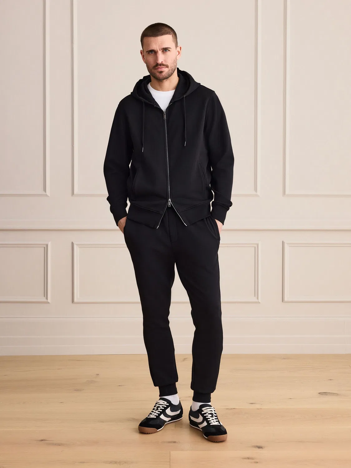 Джоггеры slim fit Modal Next, черный