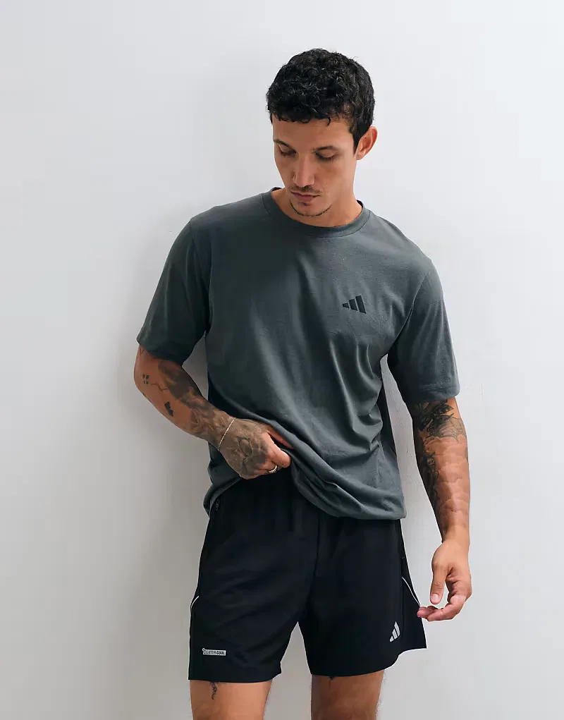 Футболка Adidas performance Workout essentials feelready в цвете Legend Ivy — фото 2