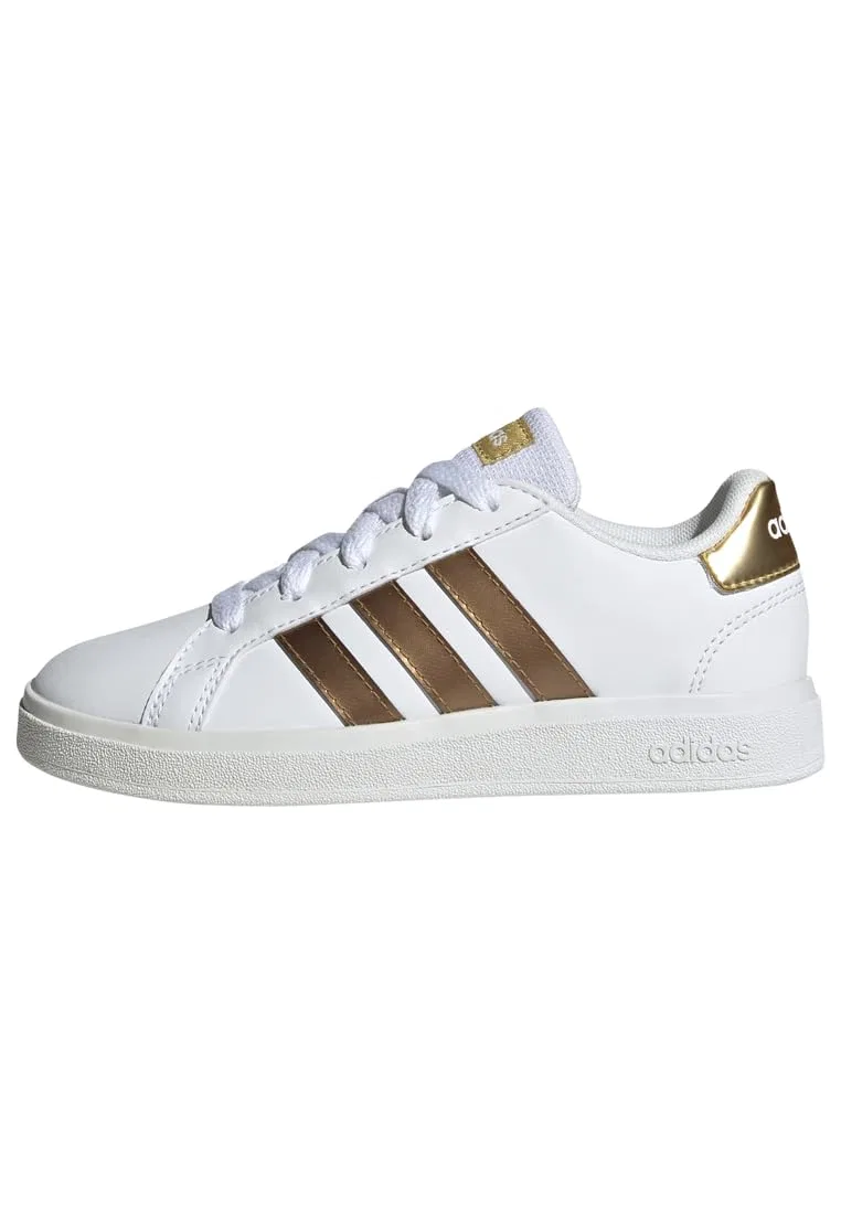Детские кроссовки для мальчиков с липучками Grand Court Sustainable Lace Adidas, Cloud White Cloud White Matte Gold