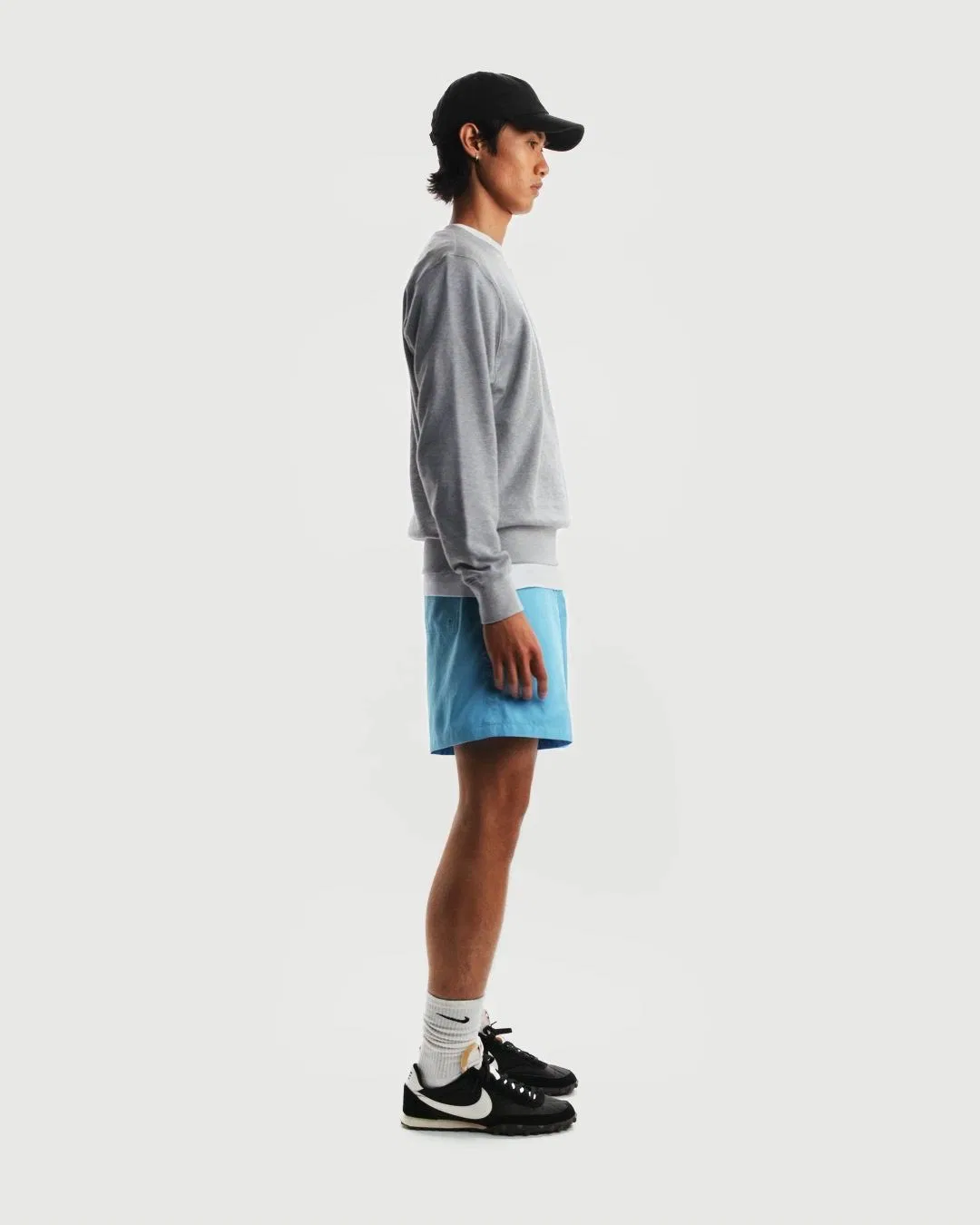Мужской свитшот из французского футера Nike Club Dark Grey Heather — фото 2