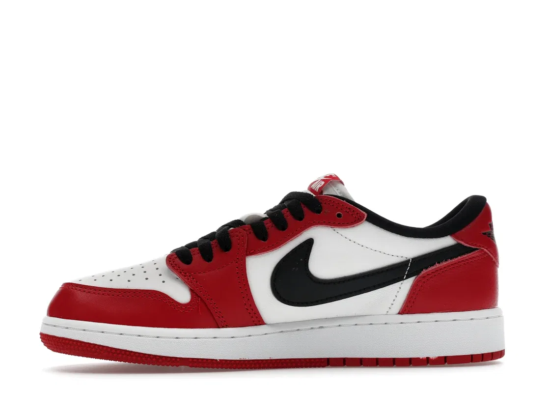 Детские кроссовки Lifestyle с классическим дизайном Jordan 1 Retro Low OG Jordan, Varsity Red/Black/Summit White — фото 3