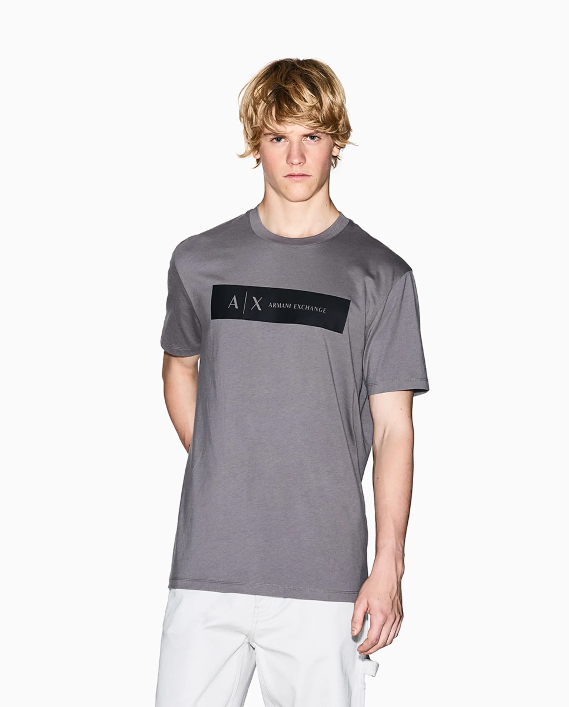 

Мужская футболка с коротким рукавом и контрастным логотипом в рамке Armani Exchange, темно-серый