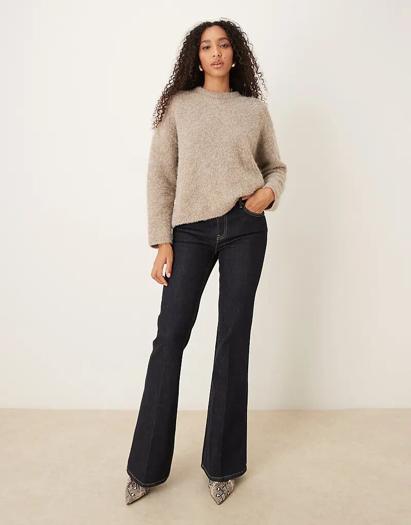 

Расклешенные джинсы Mango Violeta из 100% хлопка со складками спереди цвета индиго