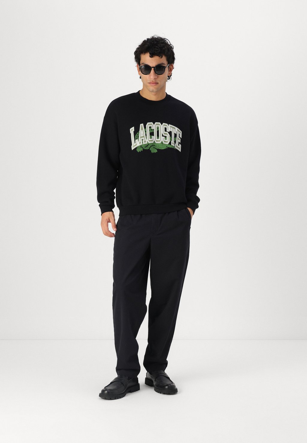 

Толстовка Lacoste, черный