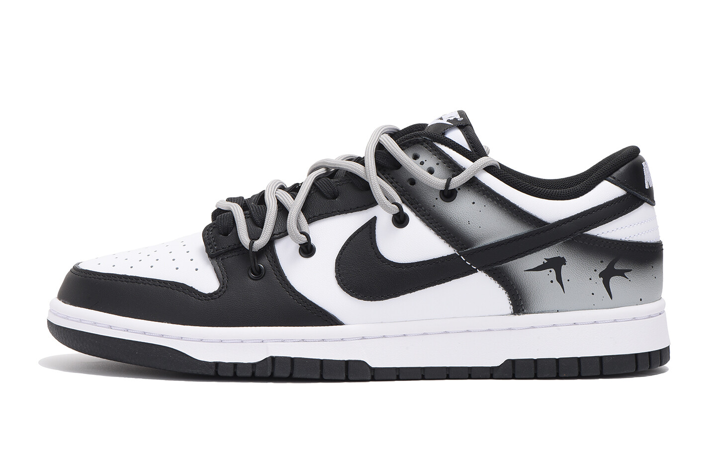 

Кроссовки Nike Dunk Skateboard Shoes Men Low-Top Gray, серые, Серый, Кроссовки Nike Dunk Skateboard Shoes Men Low-Top Gray, серые