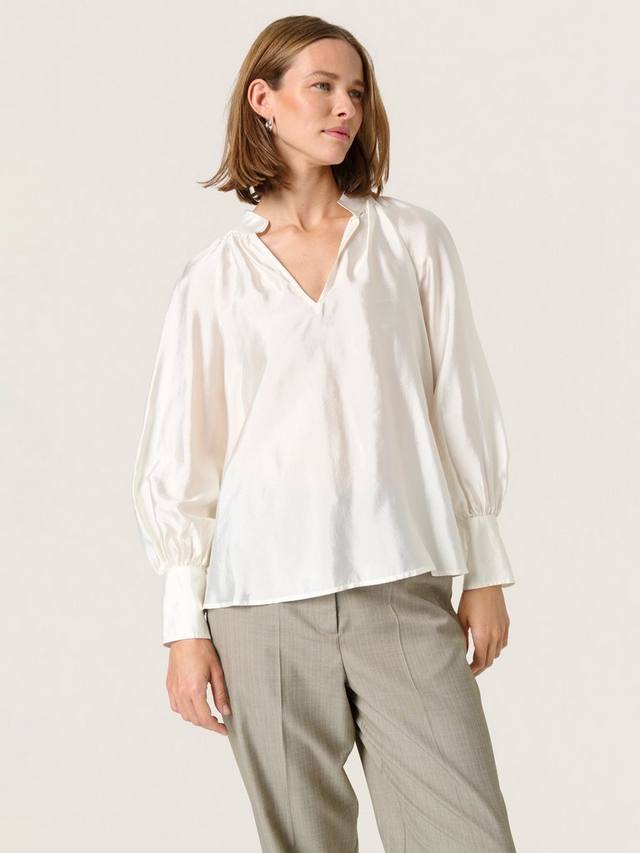 

Топ Karolina Soaked In Luxury, White