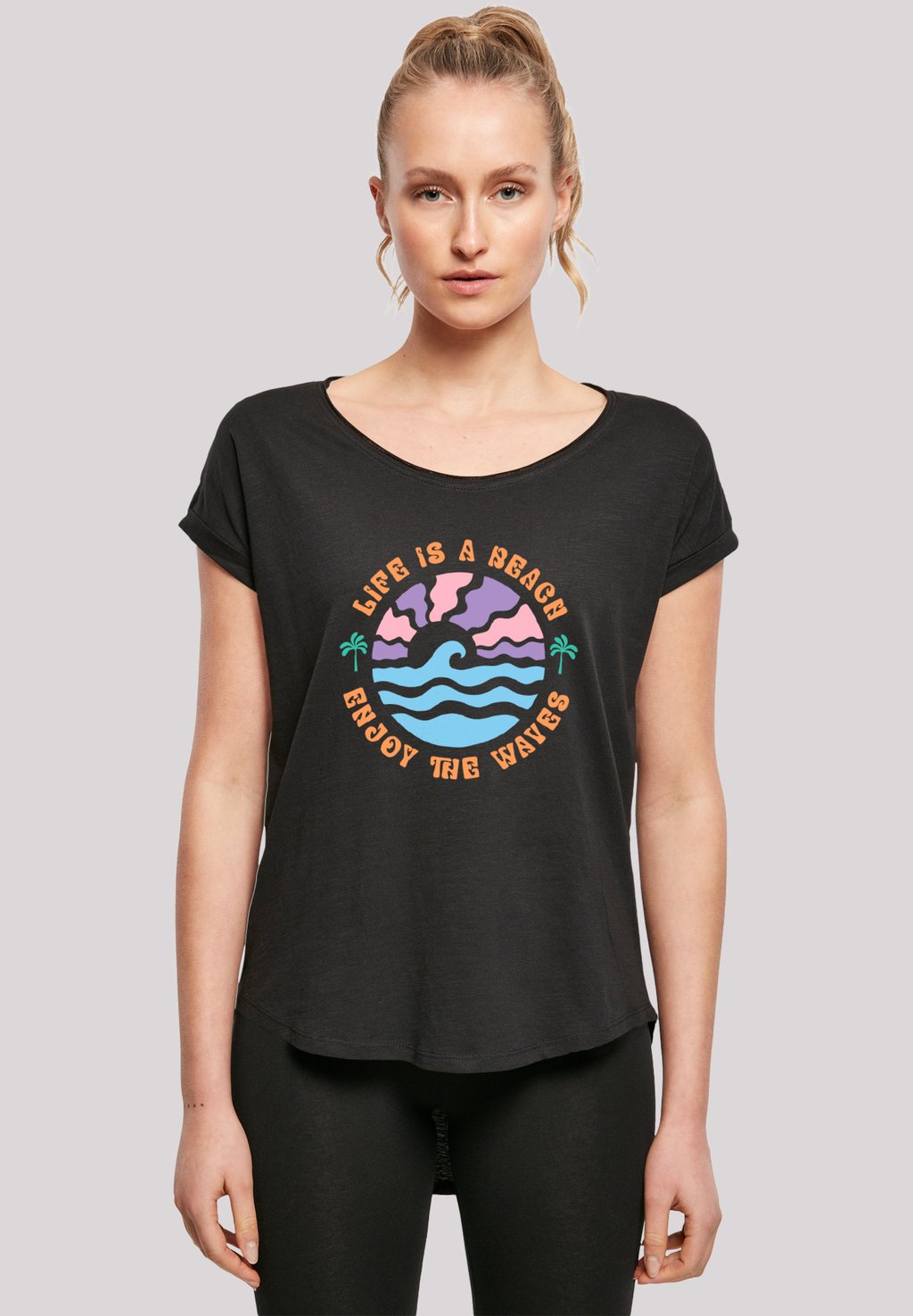 

Футболка с принтом LIFE IS A BEACH ENJOY THE WAVES F4NT4STIC, черный