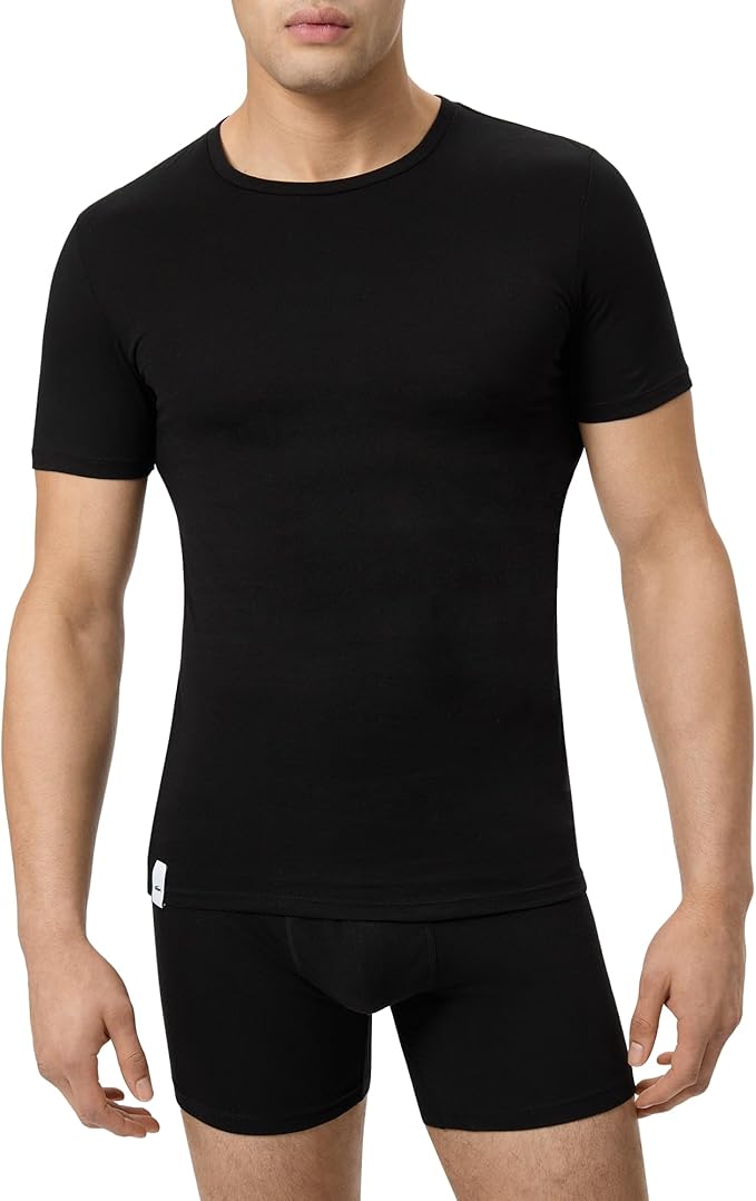 Комплект футболок Lacoste 100% Cotton Slim Fit Crew Neck, 3 шт., белый/черный — фото 3