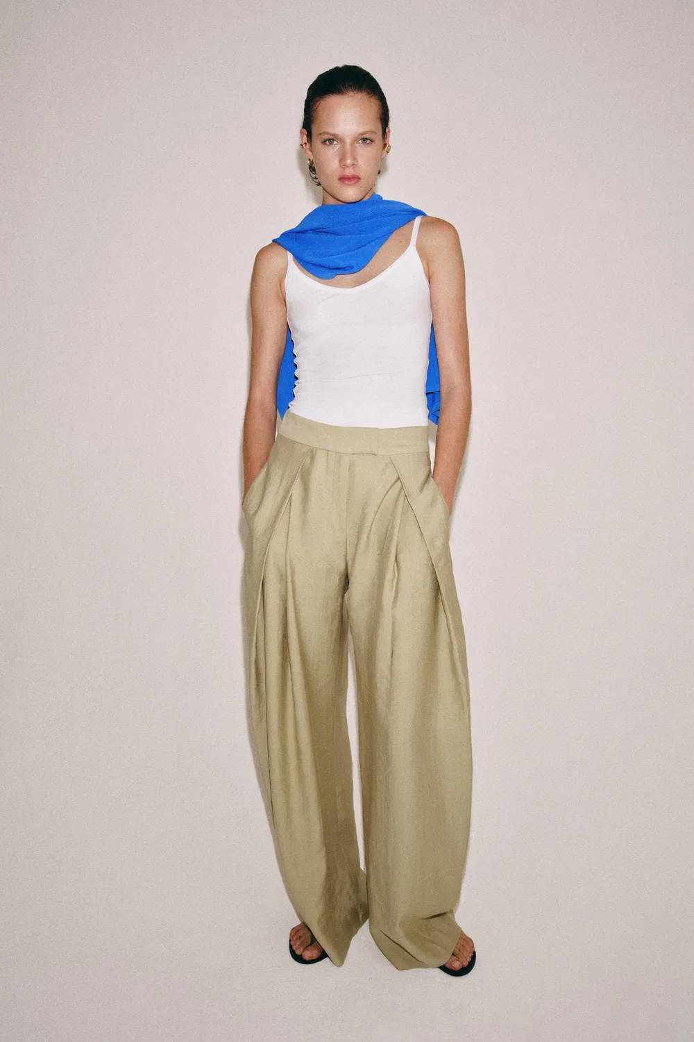 Брюки с широкими штанинами и вытачками из коллекции ZW ZARA, Olive Green — фото 4