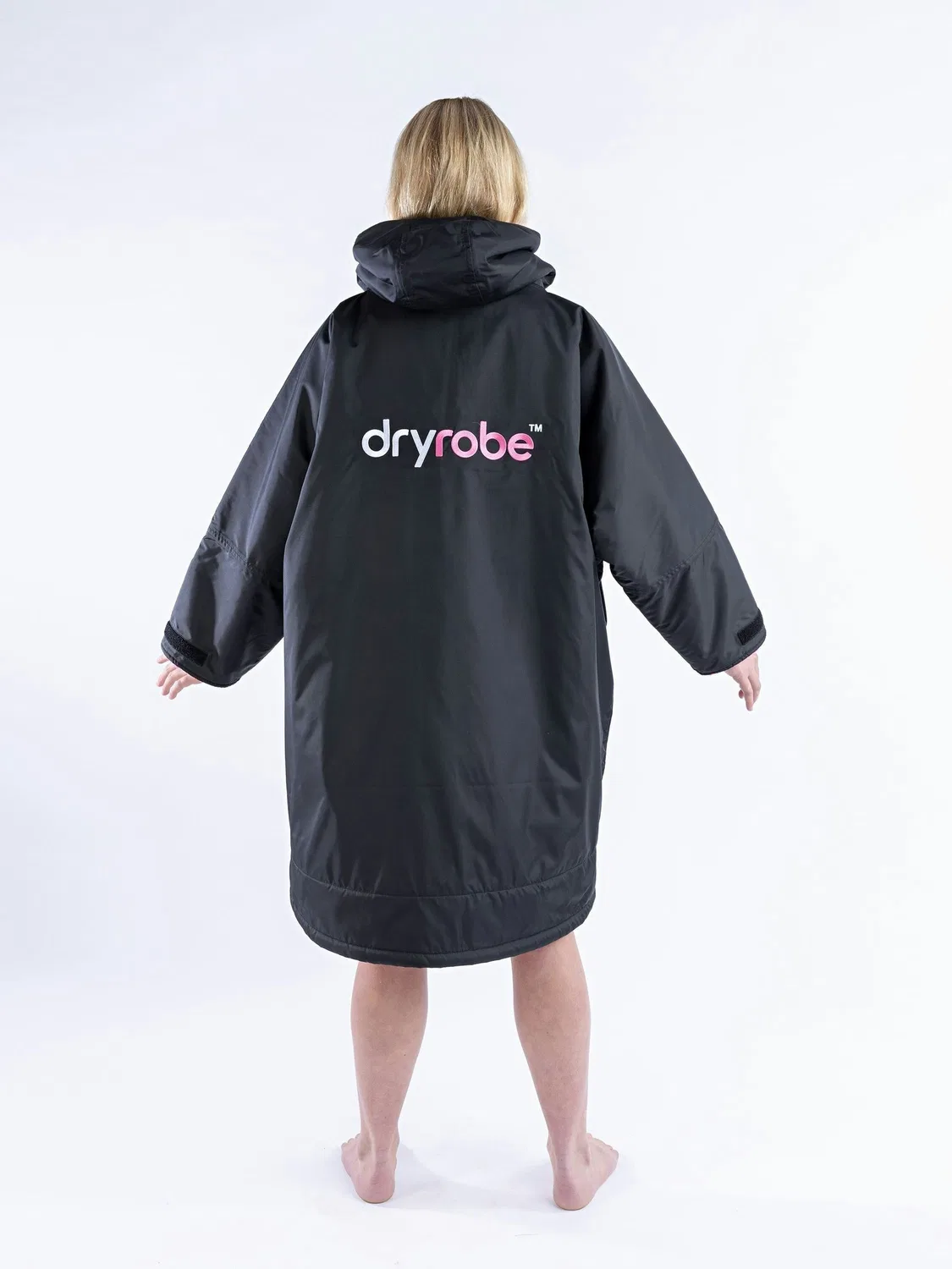 Переодевальный халат dryrobe Advance Kids Long Sleeve, черный/хром — фото 4