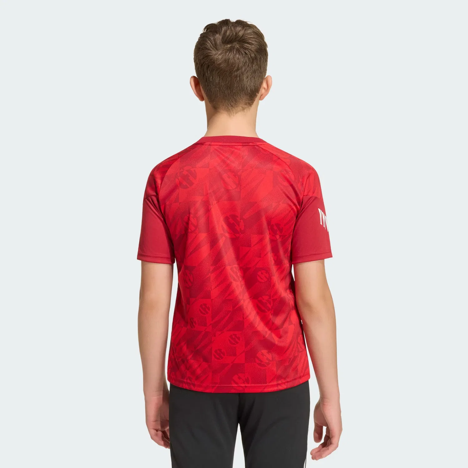 Футболка Adidas Performance Shirt FC Liverpool 26/27 красного и темно-красного цвета — фото 4