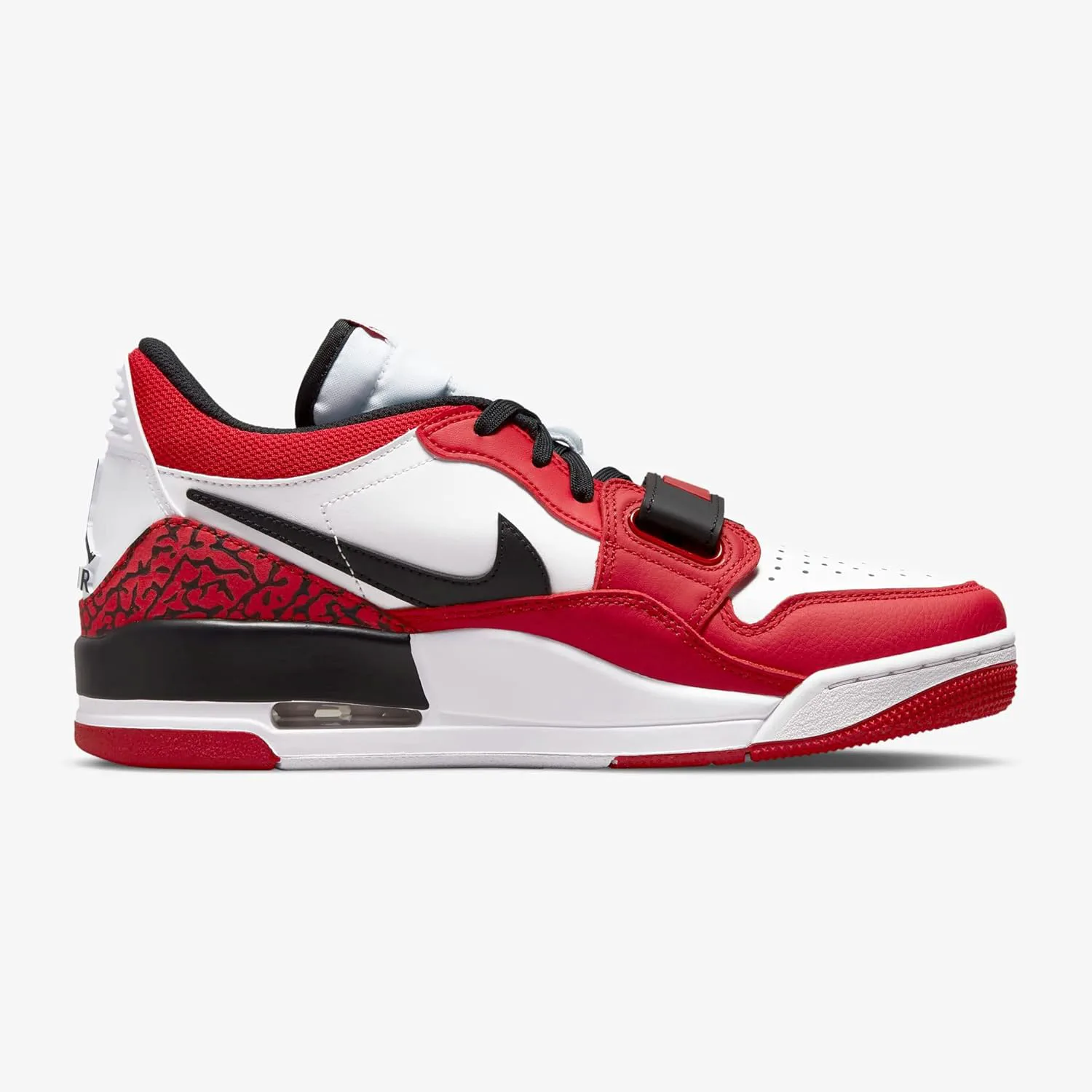 Мужские кроссовки Nike Jordan Max Aura 5, белый/черный/красный — фото 3
