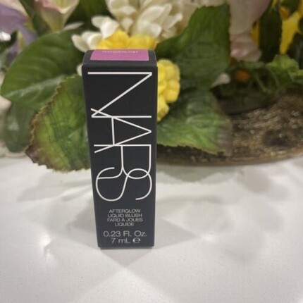 

NARS Wanderlust Afterglow Жидкие румяна, 0,23 жидких унции, 7 мл, Серый, NARS Wanderlust Afterglow Жидкие румяна, 0,23 жидких унции, 7 мл