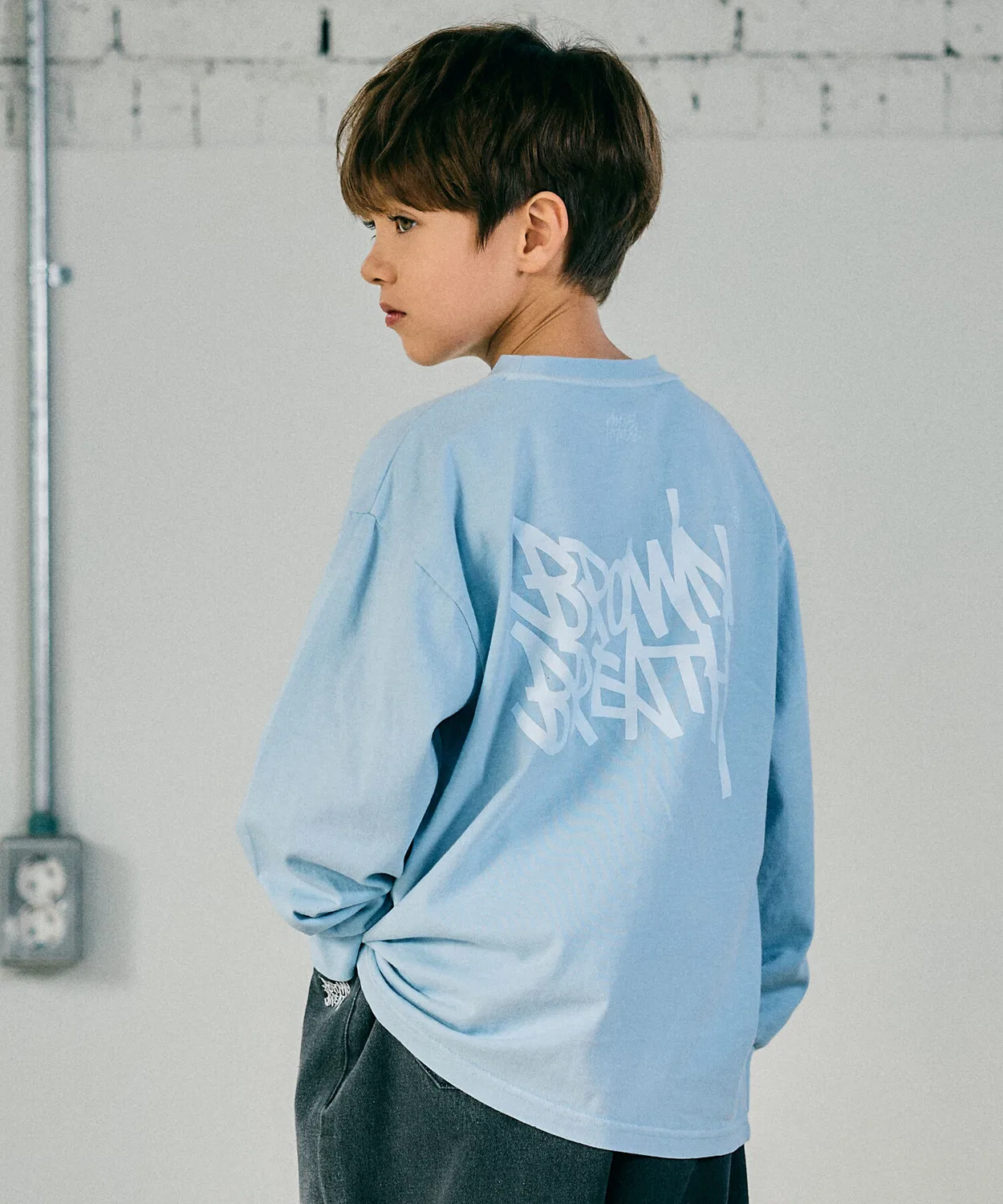 Детский лонгслив Kids Tag Pigment небесно-голубой от Brownbreath Kids