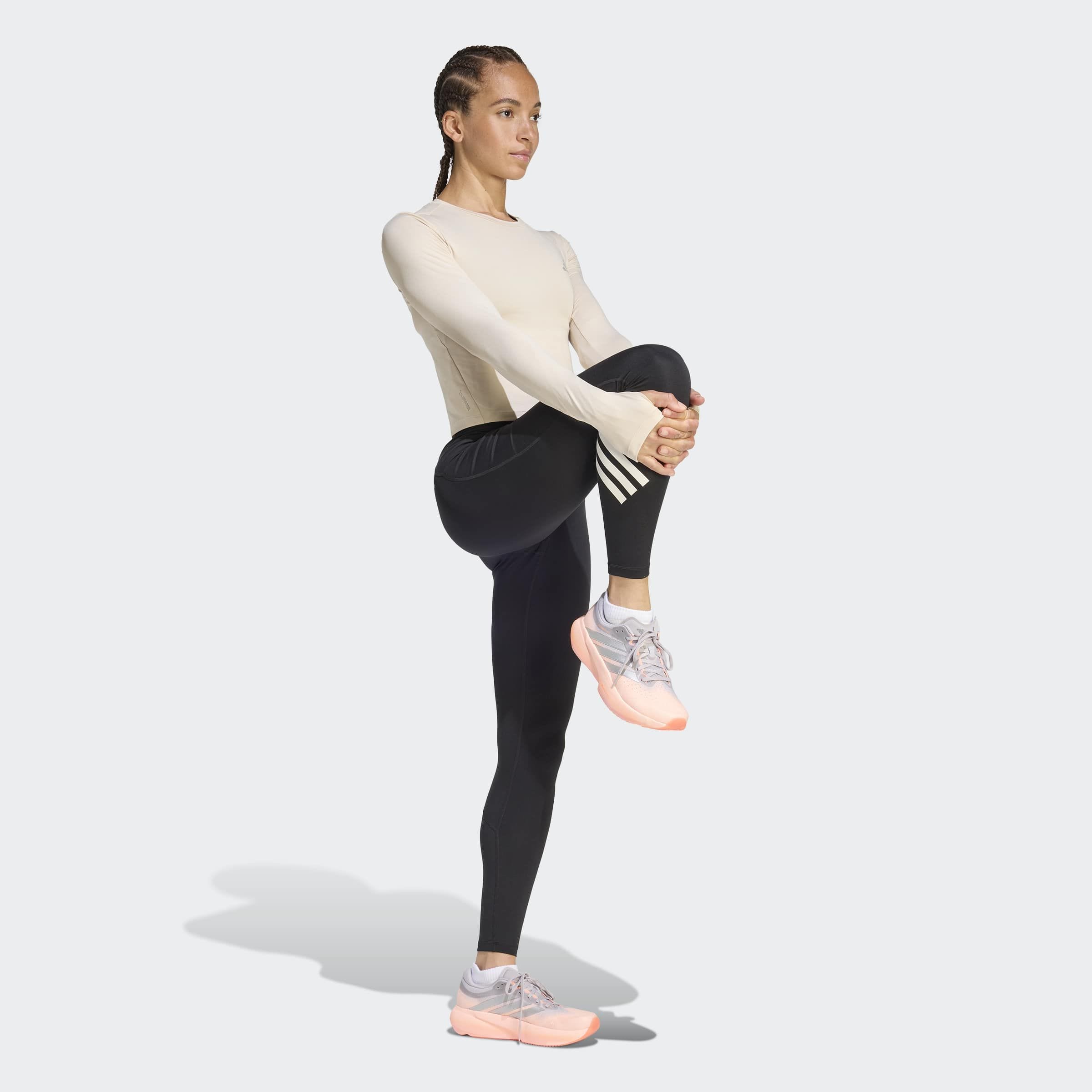 Adidas Performance Футболка Performance в бежевом цвете — фото 4
