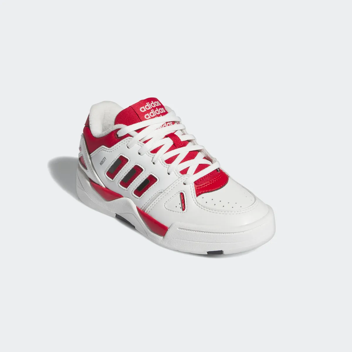 

Спортивные кроссовки adidas "MIDCITY LOW" Adidas Sportswear, белый
