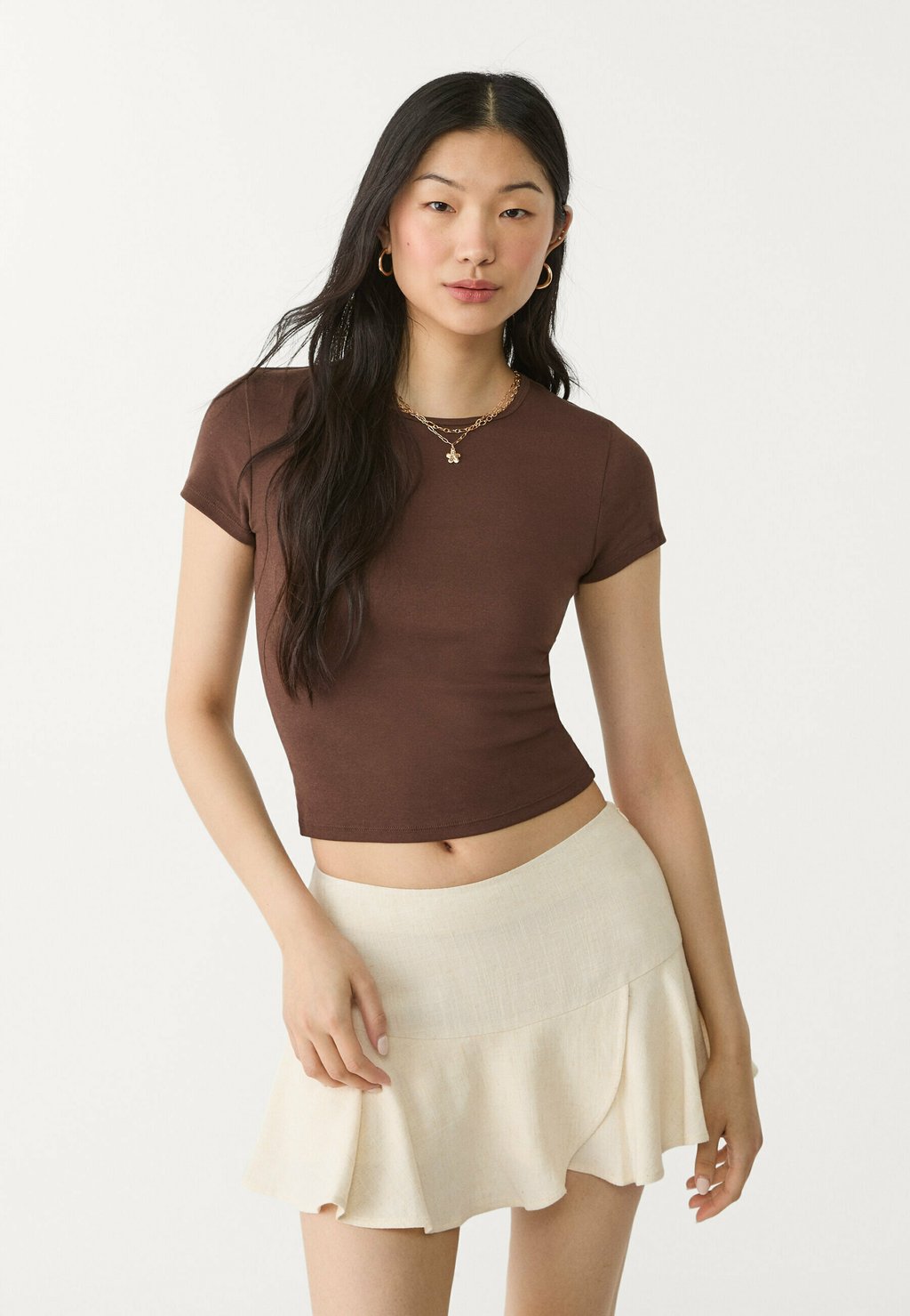 

Мини-юбка FLOWING RUFFLED Stradivarius, цвет Stone
