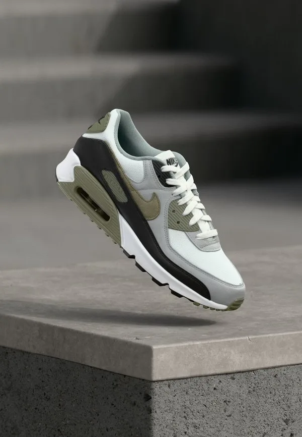 Кроссовки air max 90 summit белого/серебристого цвета/светло-пемзового цвета/черного/белого цвета Nike Sportswear, Summit White/Silver-Coloured Sage/Light Pumice/Black/White