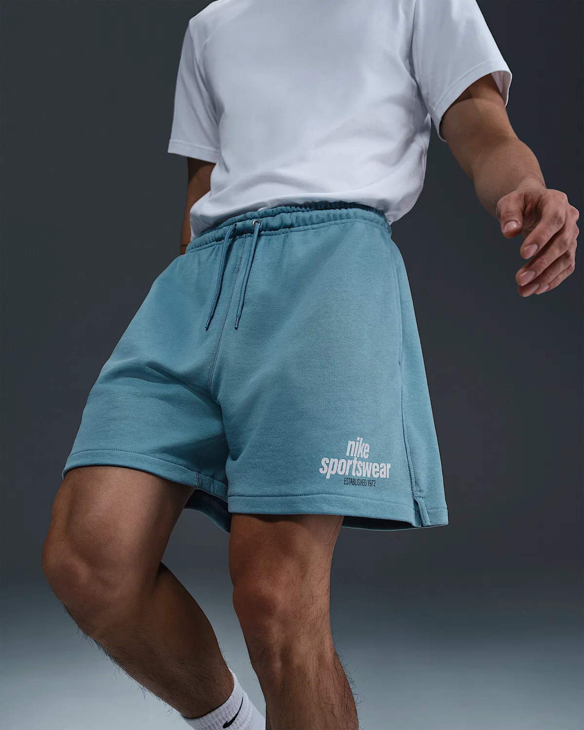Мужские шорты Nike Club из французского флиса Flow, Denim Turquoise/Denim Turquoise/Photon Dust — фото 2