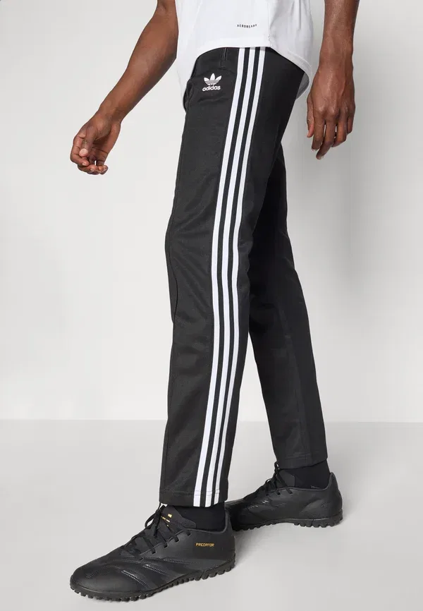 Спортивные штаны Adidas Originals Classic tp tracksuit bottoms, черно-белые — фото 4