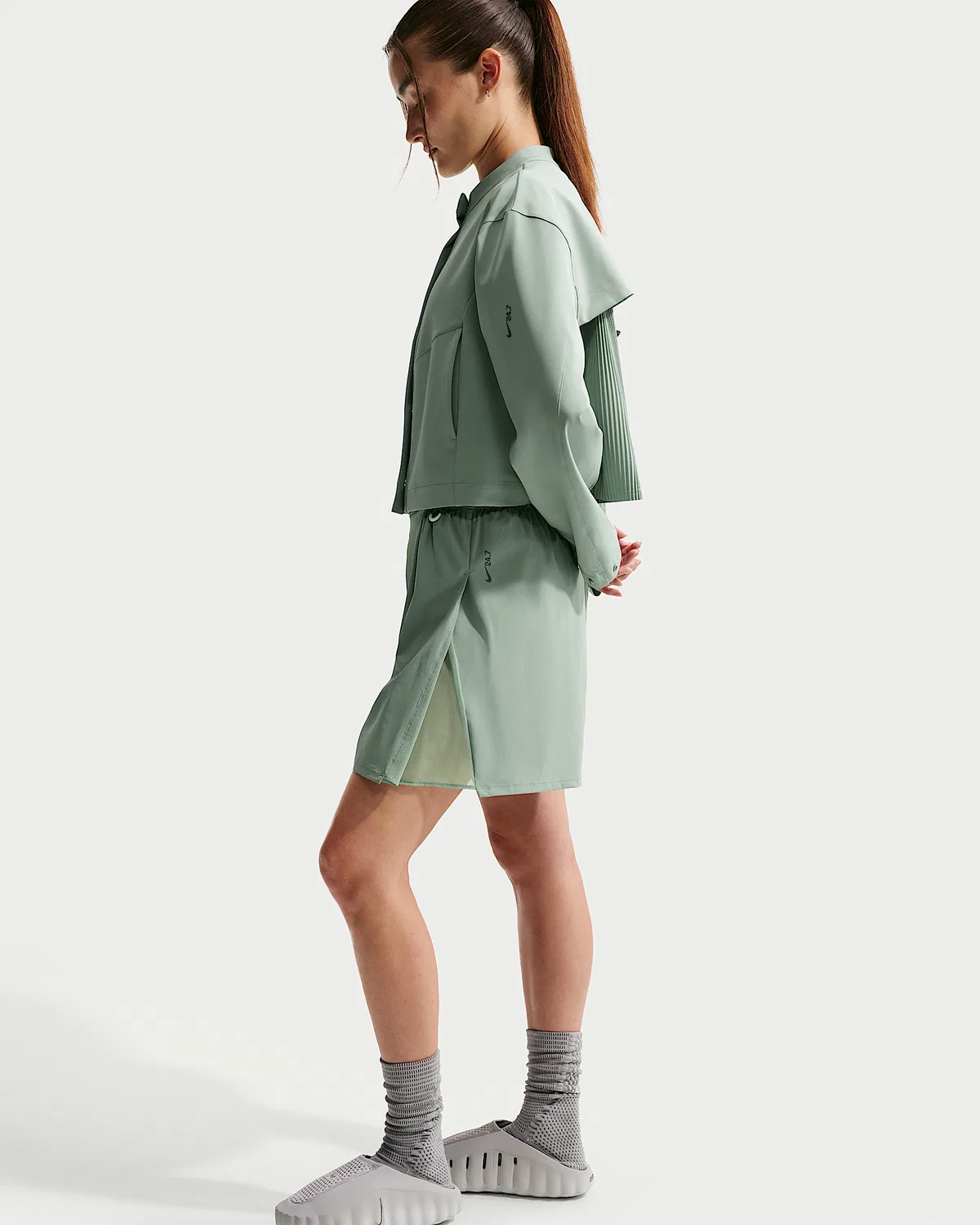 Женские шорты Dri-FIT с высокой посадкой Nike 24.7 PerfectStretch, Steam/Steam/Dutch Green — фото 4