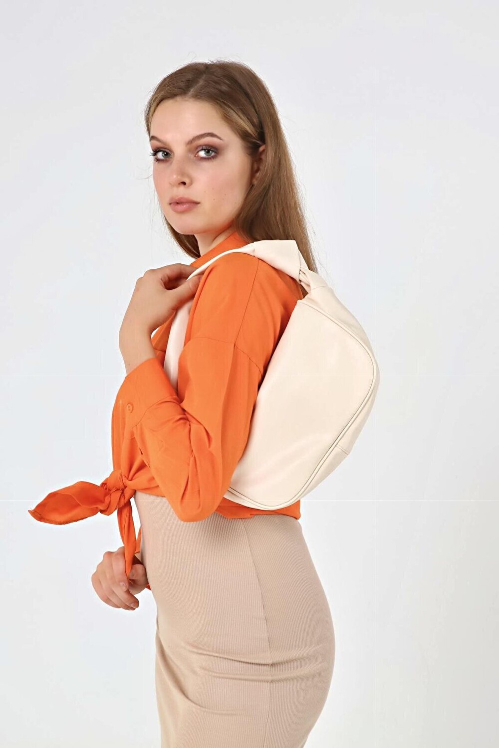 

Женская сумка с узлом A Teen Project, крем