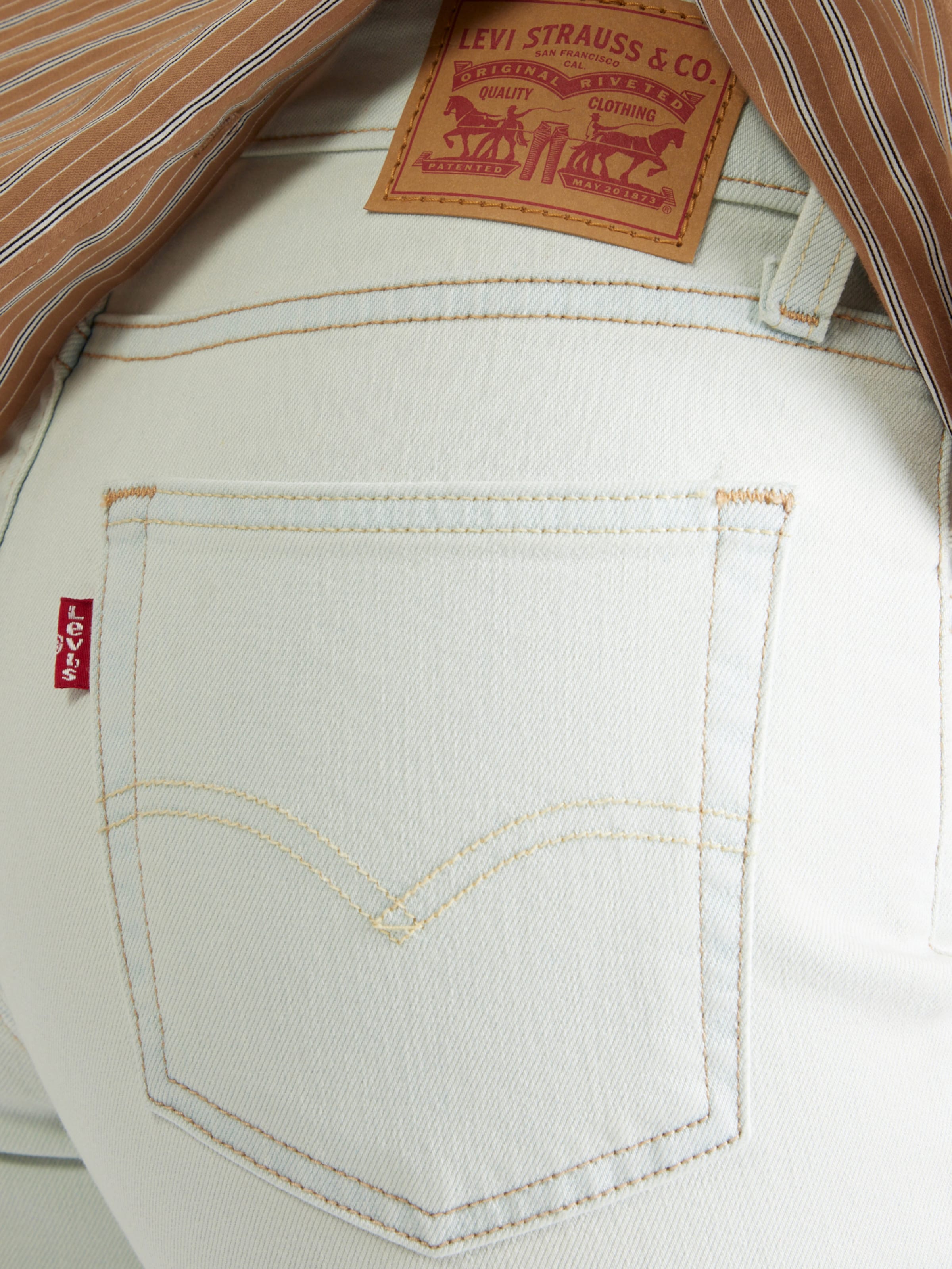 LEVI'S  Джинсы-клеш '725 High Rise Bootcut Jeans' в пастельно-голубом цвете — фото 2
