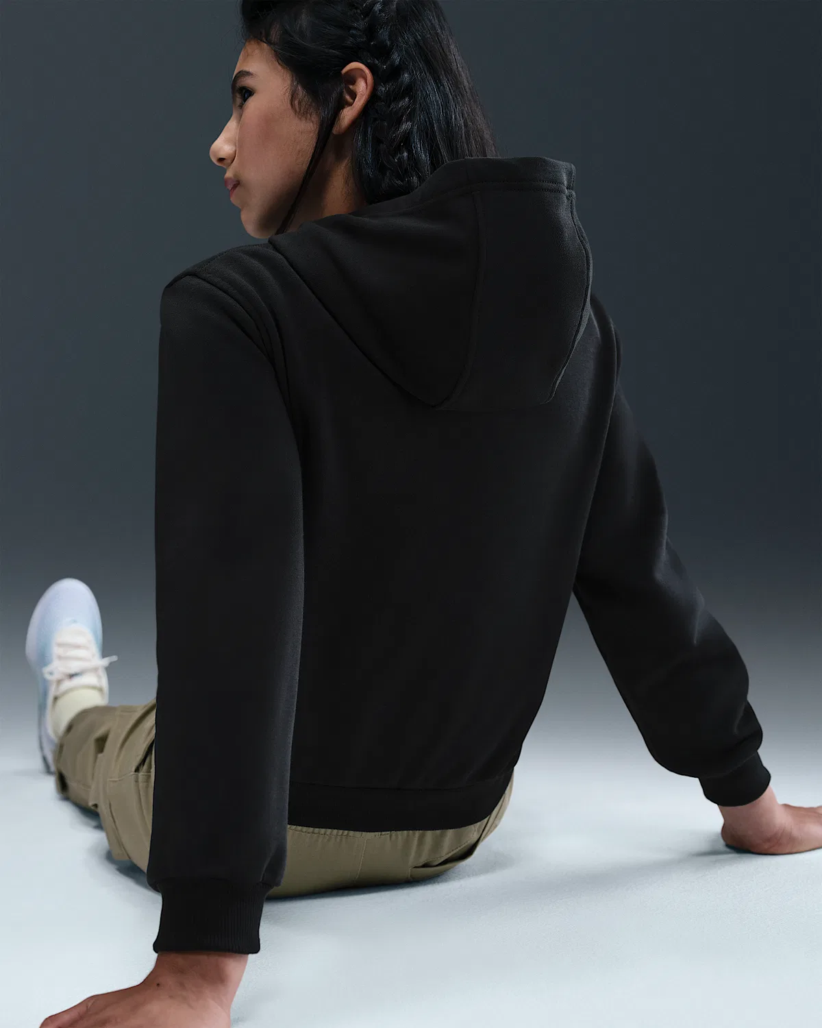 Детская толстовка Nike Sportswear Club из французского флиса, Black/Burgundy Crush — фото 4