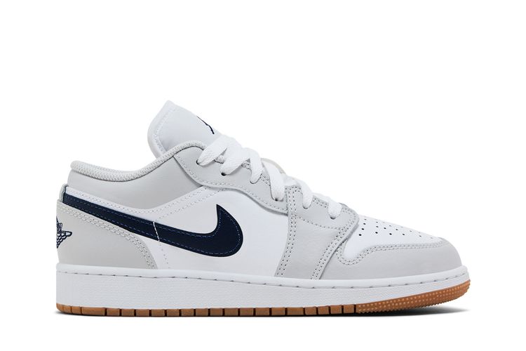 

Кроссовки Air Jordan 1 Low GS 'Georgetown', серый